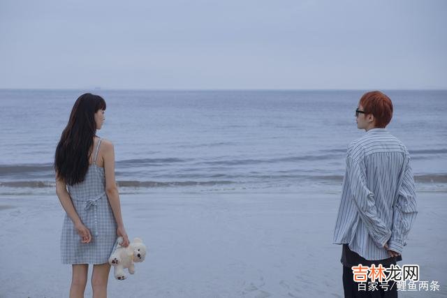 首先 嫁的那个人值得与否，其实不看外人怎么评价，而是自己心中如何判
