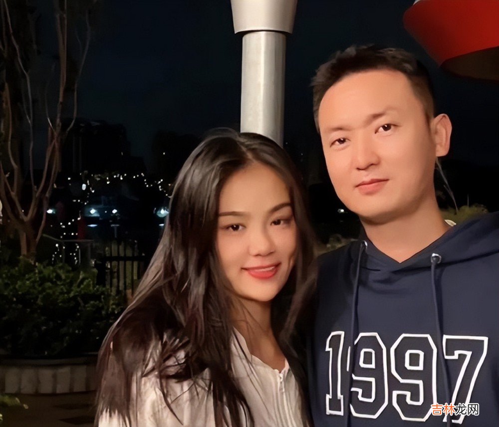 千万粉丝网红樊小慧已经离婚，前夫被处分，有人敲诈索要240万