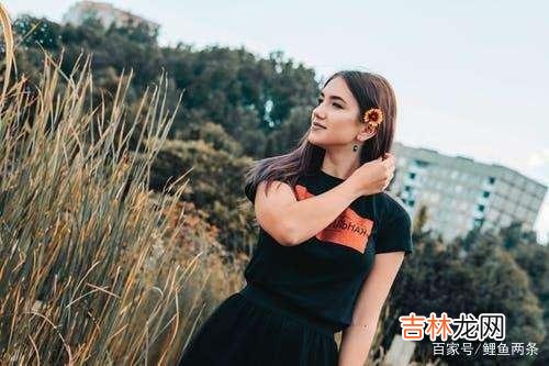 恋爱的时候 对方爱不爱你这件事，一定会写在行动里，而不是在你的猜测里