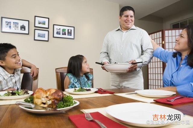 1我认为 53岁母亲吐槽女儿重男轻女，用这些细节作为重男轻女的标志