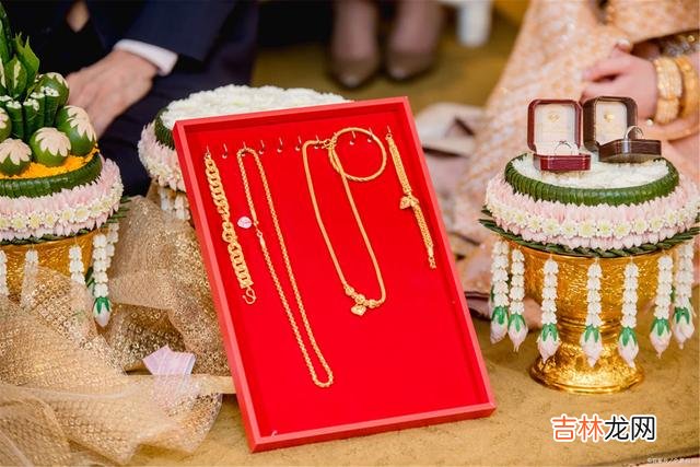 有的人 真正相爱的两个人，兜兜转转，错过也能相逢