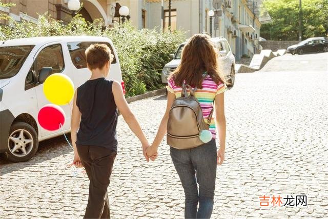 相亲的定义 女生答应相亲，不代表同意结婚，主要是男生容易犯的错误