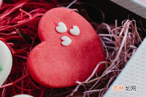 过年了 过年了，别去老同事家串门，以免打扰到别人的生活