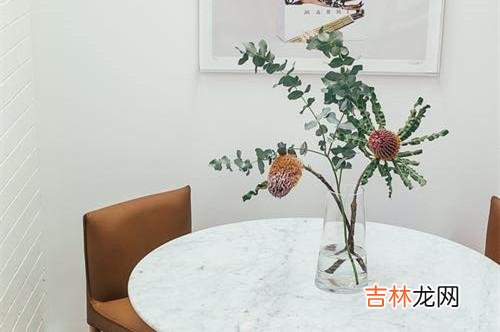 1心理学家弗洛姆说：“人们认为爱是简单的 背叛带给你的最大感受就不是痛苦，而是让你觉察和成长