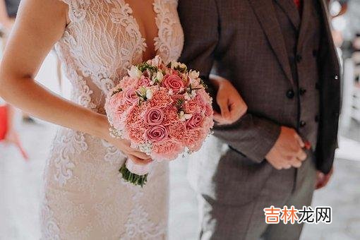 莫言是我国著名的文学家 莫言有这几句经典语录，读懂了就活得不累了