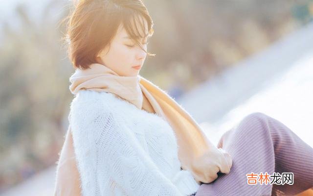 爱情不是千篇一律的喜欢 女人爱上一个男人时，往往会慷慨的为对方花钱