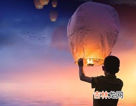 虽然很多人都想要感受一见钟情的感觉 在很多关系中，很容易产生这种日久生情的感觉，尤其是以下三种