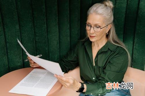 每个人的朋友圈都在一定程度上 你的朋友圈如果想要留白，最好删除这几种人