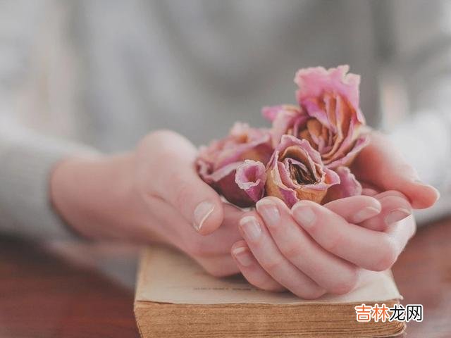 男人想彻底忘掉初恋 让男人念念不忘的女人，往往具有这三种特质