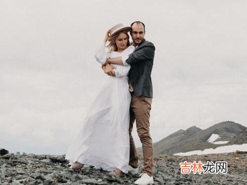 和小艺分手那天 对方爱不爱你，撤回一条微信就知道了