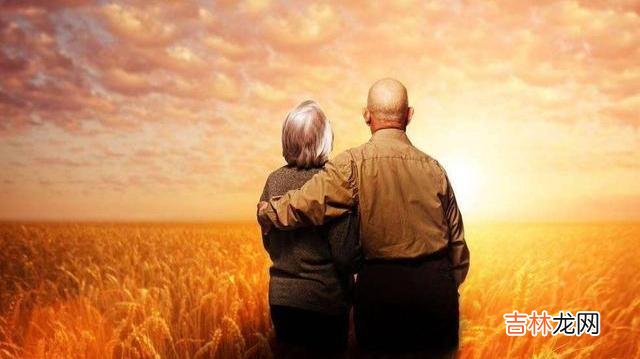 一个人的年龄越大 人老了,要想不招人烦,就要尽可能的地少管闲事