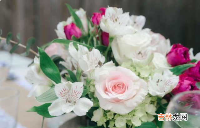 每个人的人品和能力不同 真正活得贵的女人,从不说这三种话,贬低自己,