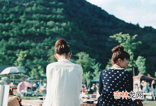 一个女人廉价或珍贵,全看自己如何对待人生