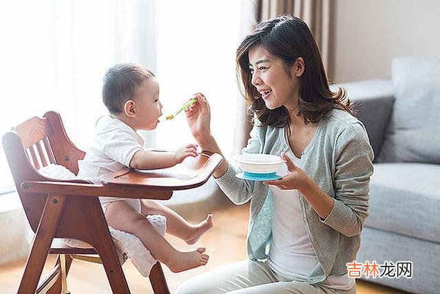 不同年龄段的女性 不同年龄段的女性，对爱情的要求和渴望程度是不一样