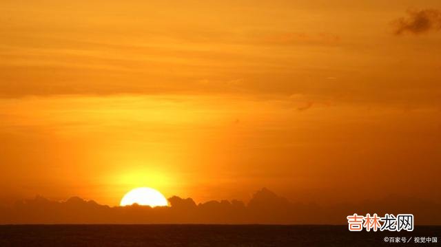 “一个家庭的兴旺 在日常生活中，只要我们做到以下三点，便能不富也旺