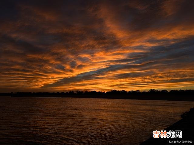 “一个家庭的兴旺 在日常生活中，只要我们做到以下三点，便能不富也旺