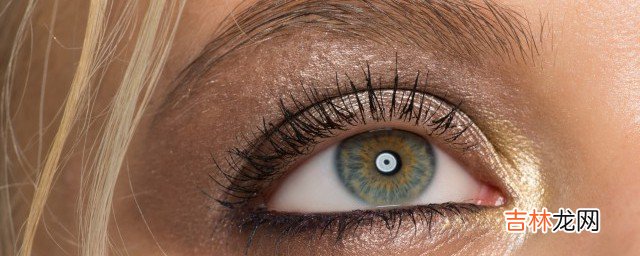 眼睛进了东西小窍门  眼睛进了东西怎么办