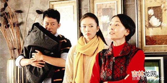 敏敏结婚一年多了 遇到强势的婆婆，儿媳妇你可不要再一味的忍让了，要变得坚强
