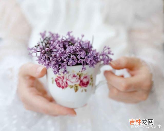 托尔斯泰说：“我们平等地相爱 两个人之间，感情越来越深，需要耍些“心机”