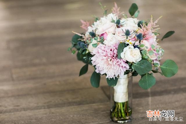 股神巴菲特说：“你人生中最重要的决定 无论跟谁结婚，有句话切记不要信，以免误了终身