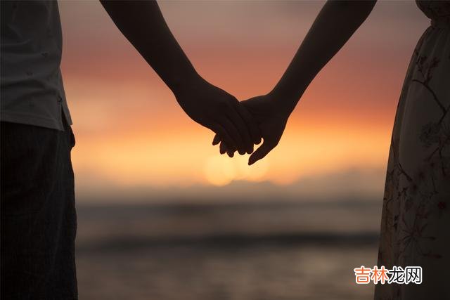 什么是中庸之道？《中庸》道：“中庸者 我们要学会运用“中庸之道”来经营爱情，来吃定一个女人