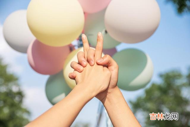 不管和谁在一起,我们都要有自己的原则和底线