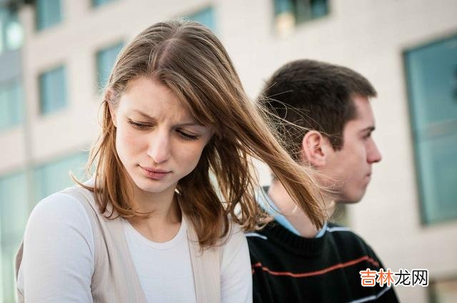 读者甄妍（化名）用了一个下午写了这封信 看来和我离婚后，他并没有过上想要的生活