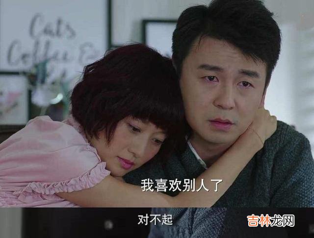 一段感情的开始 要知道，低到尘埃里的花，无论开得再美，也是得不到尊重的