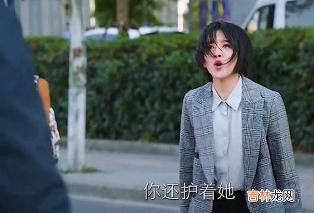 一段感情的开始 要知道，低到尘埃里的花，无论开得再美，也是得不到尊重的