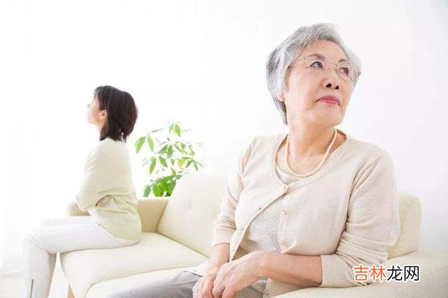 一位当了奶奶的阿姨留言给我 学着当一个会说话的女人，这样才更容易保持家庭的和睦