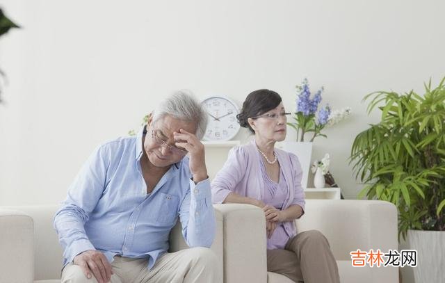 人到晚年 让老人走到再婚这条路上的，有很大一部分也是子女的责任