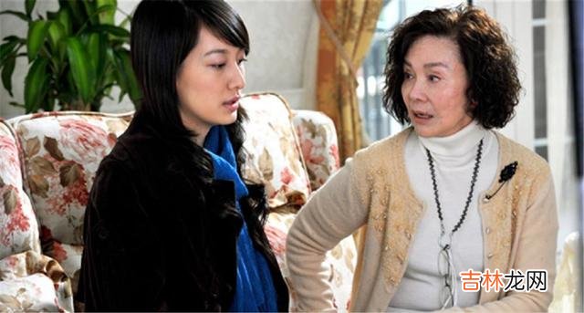 好的婚姻 两代人居住在一起可能会有矛盾,但若男人能协调好关系,也没什么