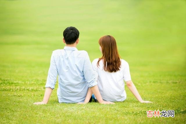 01“自古深情留不住 感情中，女人需要掌握套路，才能成功达成自己的意向