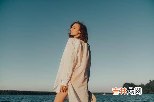 内心柔软而舒畅 经济独立的女人，才是真正自由和平静的女人