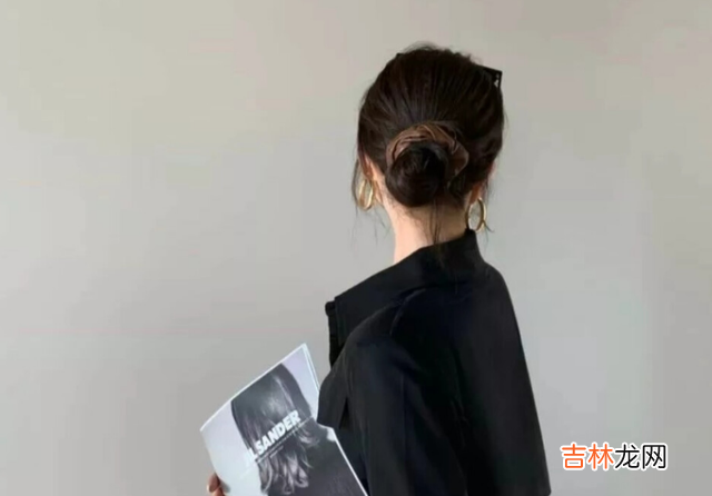 我妈拿出全部积蓄,帮我们全款买了房,谁知刚买完,老公就闹离婚