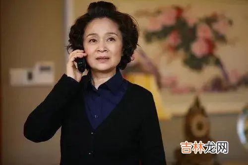 刘莉莉：嫁圈外丈夫，恩爱33年生一女，女儿是她的骄傲