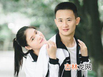 学生时代开始恋爱的婚姻好像比较能经得住考验。|从学生时代恋爱到步入婚姻恋堂的爱情，你觉得幸福吗？