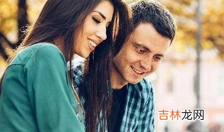 01爱情和婚姻就像鲜花配绿叶 女人结婚，彩礼是一种“仪式感”来表达爱情的隆重与真诚