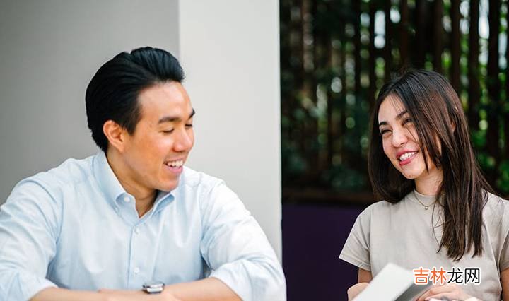 每一对结为夫妻的恋人 那些懂得改变的夫妻,才是可以相伴一生不离不弃的夫妻