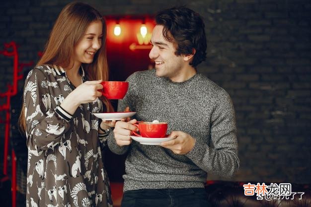 王家卫的电影《重庆森林》里面有这么一句经典的台词：<s...|让一个男人持续性地为自己心动，是一件说困难却又很简单的事情
