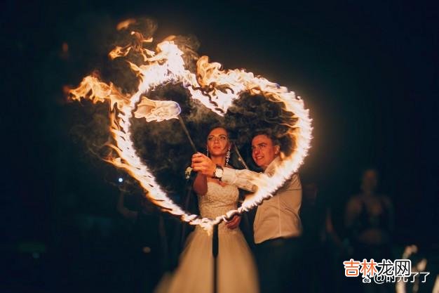 王家卫的电影《重庆森林》里面有这么一句经典的台词：<s...|让一个男人持续性地为自己心动，是一件说困难却又很简单的事情