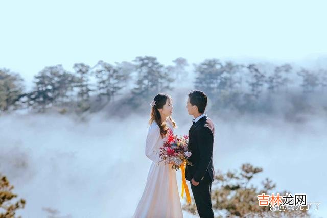 -01-木心曾经说过:夫妻的意思 人生苦短,有一个人能够和自己互相扶持陪伴着,这就足够了