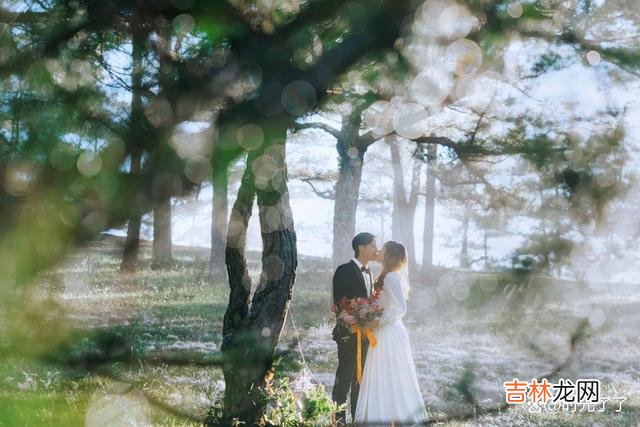 -01-木心曾经说过：夫妻的意思 人生苦短，有一个人能够和自己互相扶持陪伴着，这就足够了