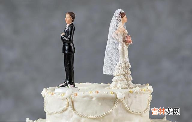-01-每一个少女 不少已婚女人，在婚外都有“亲密关系”爱情
