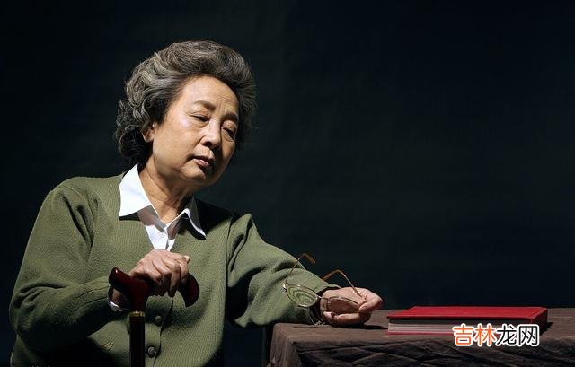 “年老心闲无外事 人到老年，我们该如何面对失去的“事物”，活出我们的人生呢