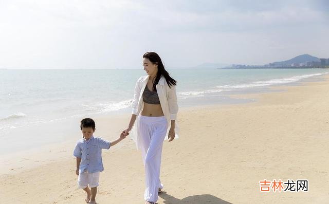 一提起母亲 现实中的母亲，母亲在任何人的心里都是至高无上的，不可亵渎的