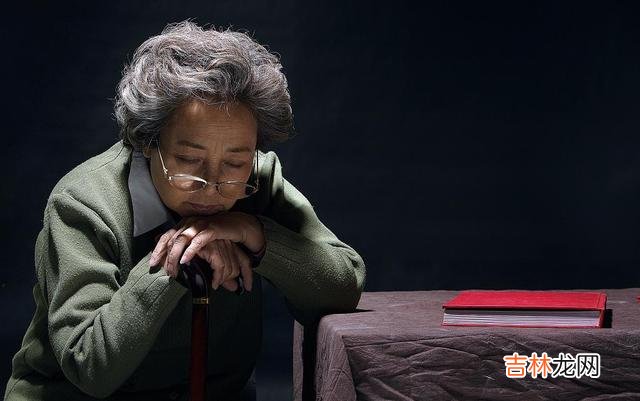 老人不说古 真正有智慧的老人，是不会随意讨论孩子们的生活的