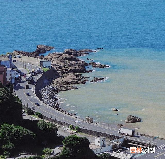 渴望被爱 渴望被爱,但真当得到了爱情之后,又会感到恐惧