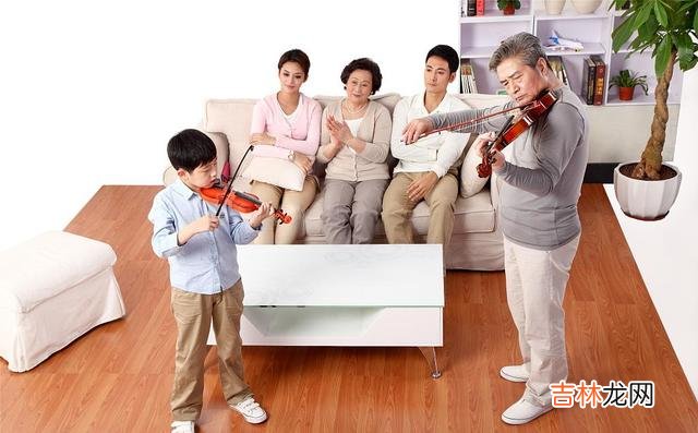 亲情是我们在人世间最难以割舍的情感之一 亲情为什么没有以前那么亲密了，老一辈的话已经告诉我们答案了