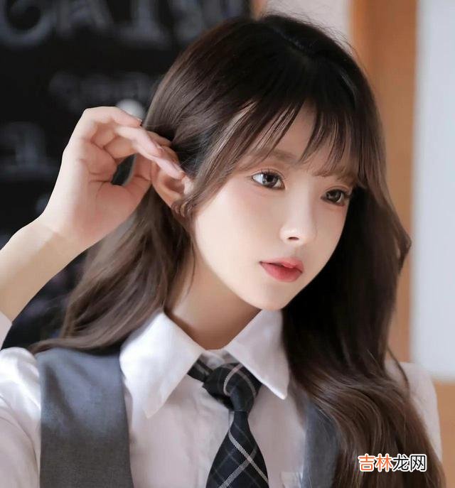 -01-给大家提出一个问题：</str...|女人想要的其实并不是你的话语，而是想要你的行动